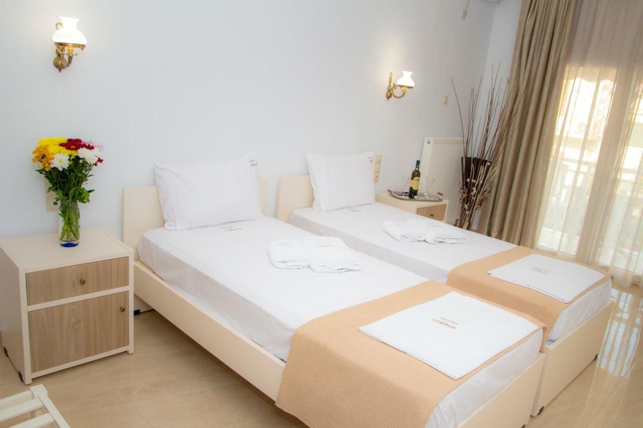 Hotel Astron Myrina Extérieur photo