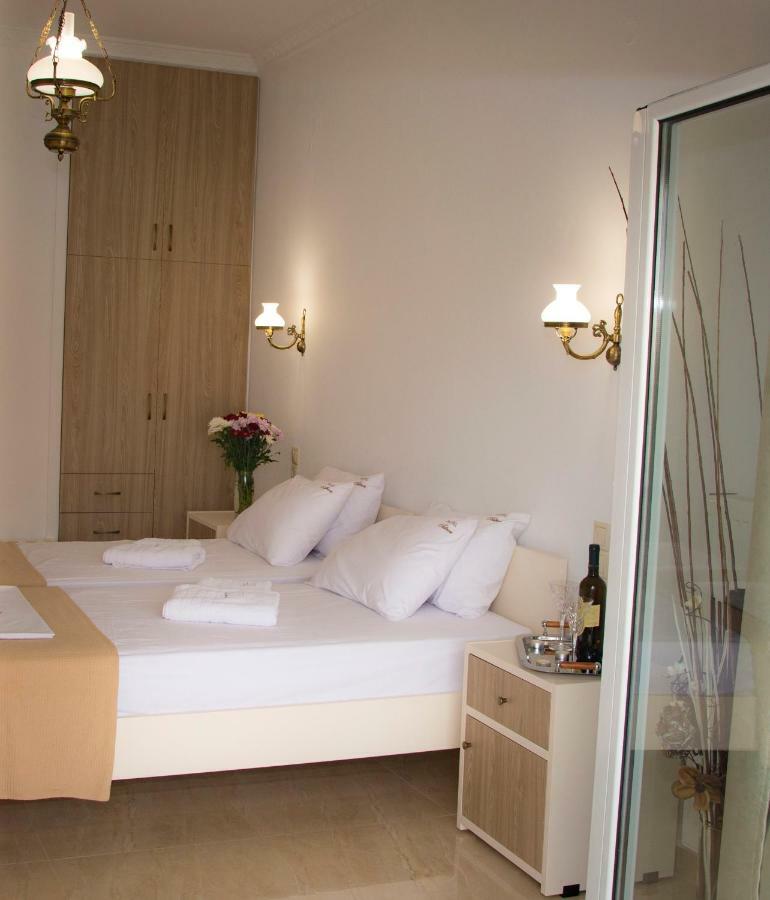 Hotel Astron Myrina Extérieur photo